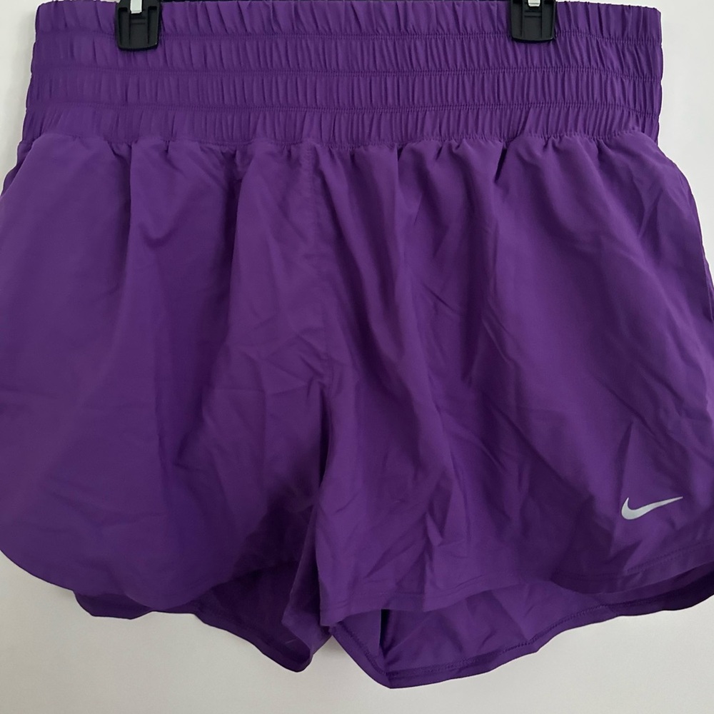Nike Dri-FIT Ultra High-Waisted Brief-Lined Shorts